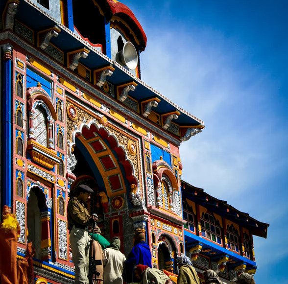 42 Tourist Places In Uttarakhand > उत्तराखंड में घूमने के लिए सबसे अच्छी जगहें 11 Badrinath dham Uttarakhand
