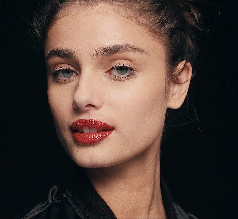 52 Most Beautiful Women in the World (Updated 2024) 37 52 Most Beautiful Women In The World