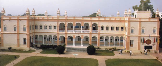 Best Schools in India: भारत के टॉप स्कूल जानें रेटिंग फीस एवं एडमिशन प्रक्रिया के बारे में 13 Birla school pilani rajasthan