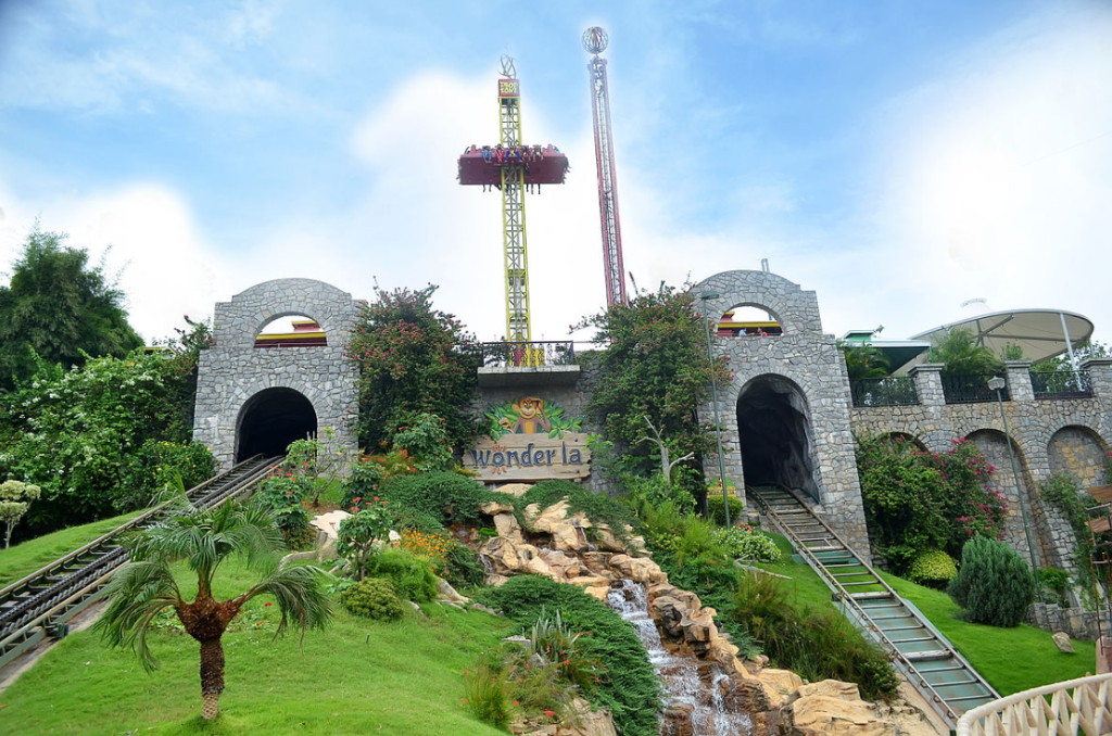 भारत के सबसे पॉपुलर 10 वाटर पार्क – Top 10 Water Park of India In Hindi 6 भारत के सबसे पॉपुलर 10 वाटर पार्क – Top 10 Water Park of India In Hindi